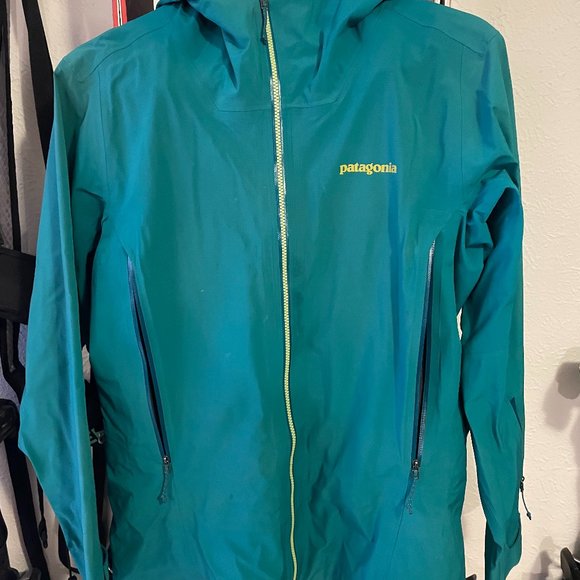 Patagonia Jackets & Blazers - Patagonia W Shell S